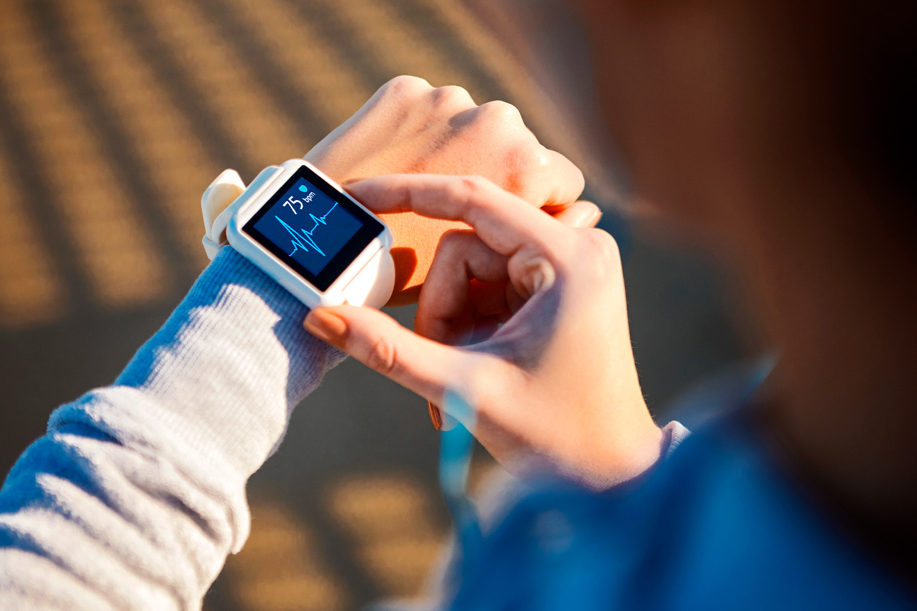 Wearable health device supporting cancer recovery tracking